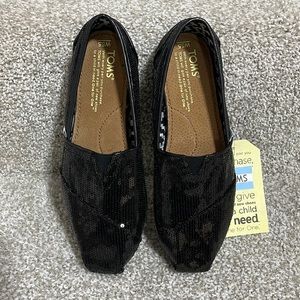 Black sequins TOMS
